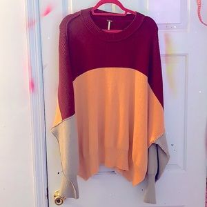FREE PEOPLE SWEATER🍦